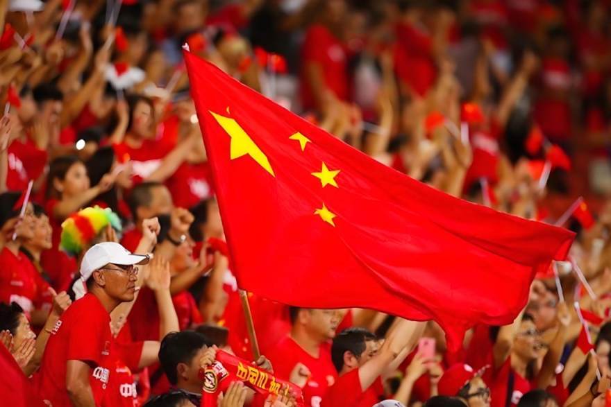 电竞 BO5 焦点战：JDG 与 BLG 的野区节奏之争